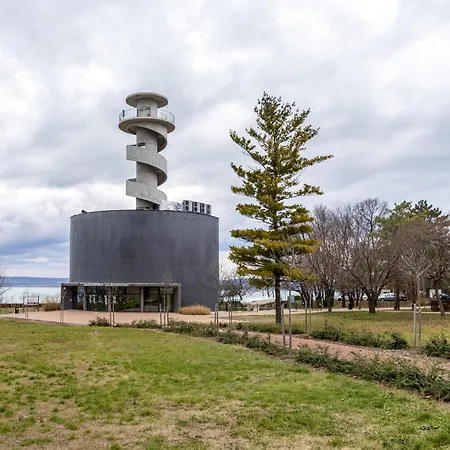 In - Balaton 53708 *